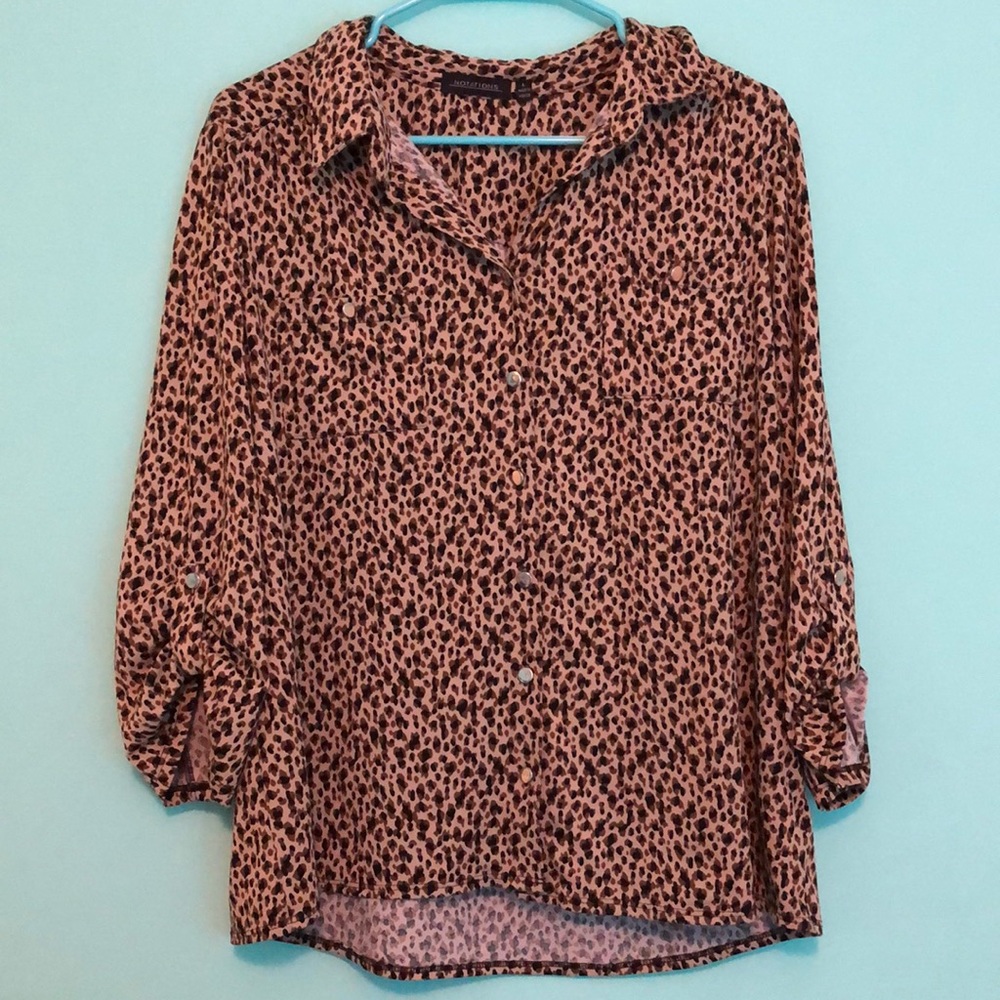 Notations Large Cheetah Print Button Down Blouse